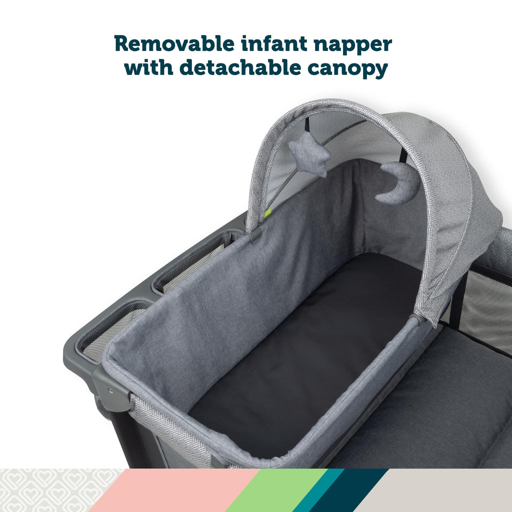 4-in-1 Portable Play Yard with Bassinet and Changer I965